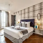 Sweett - Rue De Rivoli * Paris